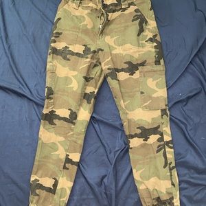 Original Camouflage pattern style joggers. Size Large. A Zaful design